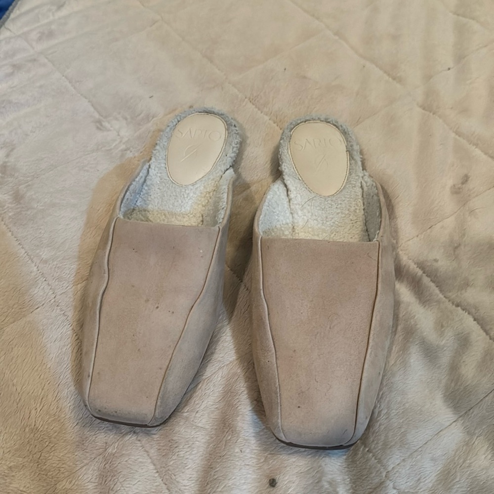 Franco Sarto Sherpa nude mules